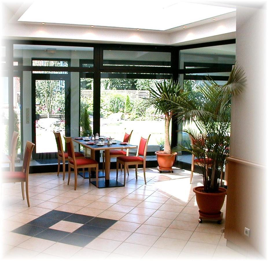 Hotel Lindenkrug Gütersloh Εξωτερικό φωτογραφία