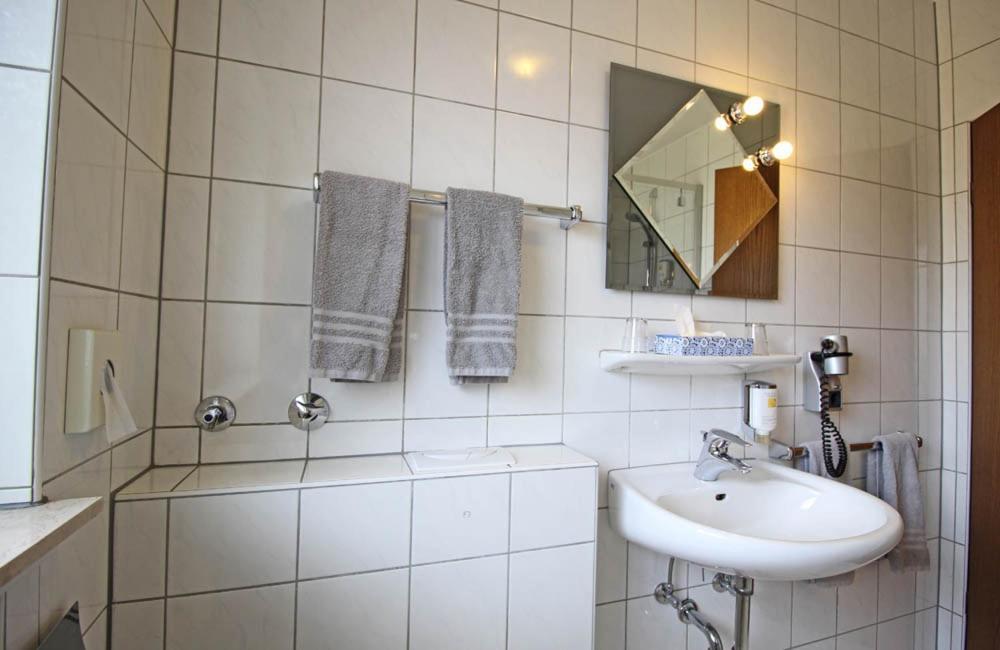 Hotel Lindenkrug Gütersloh Εξωτερικό φωτογραφία